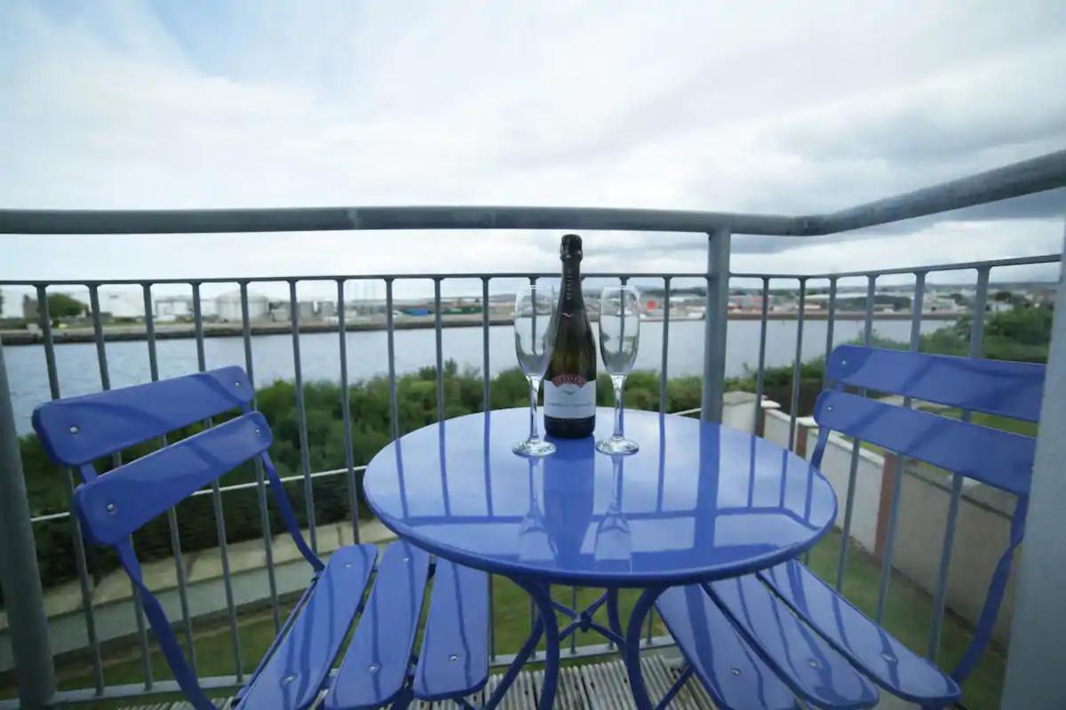 Loch Ness Apartments Инвернес Екстериор снимка