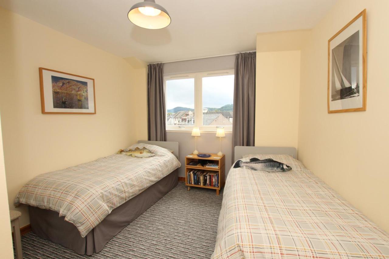 Loch Ness Apartments Инвернес Екстериор снимка